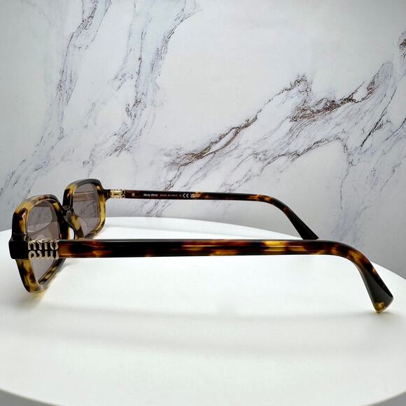 New MIU MIU Sunglasses - Picture 7 of 16